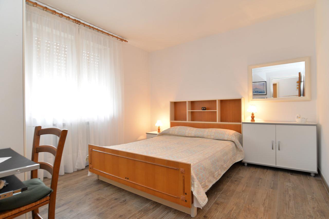 Apartment & Room Tanja 1552 Pula Zewnętrze zdjęcie