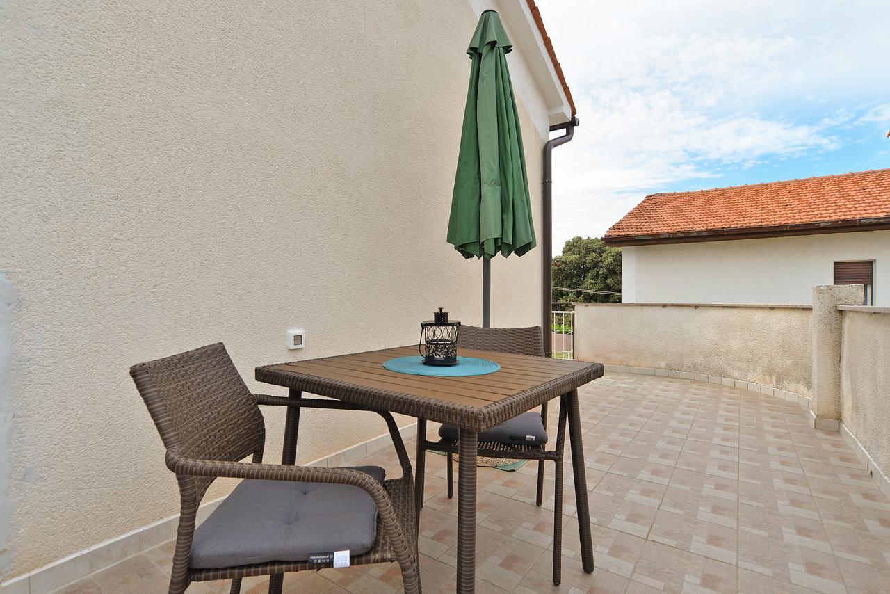 Apartment & Room Tanja 1552 Pula Zewnętrze zdjęcie