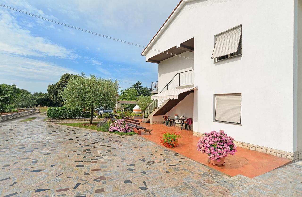 Apartment & Room Tanja 1552 Pula Zewnętrze zdjęcie